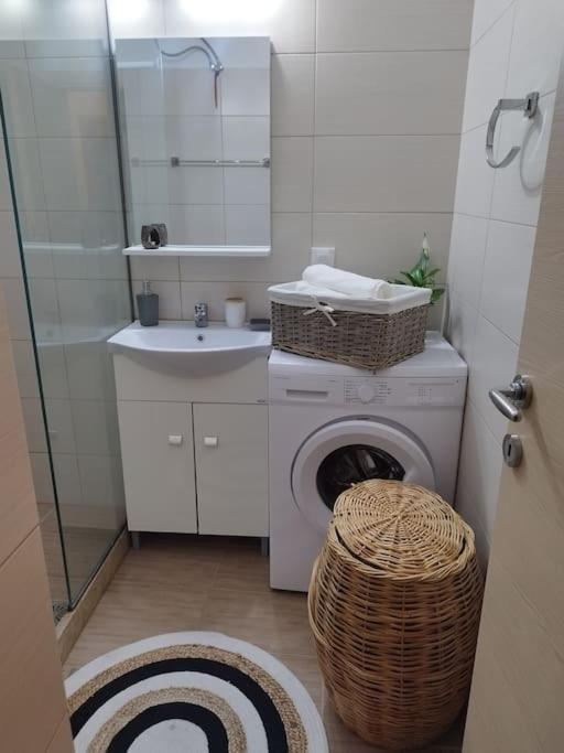 Esteticaapartments Rhodes City Esterno foto